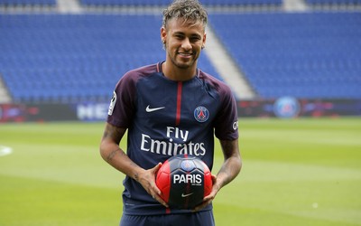 DP体育精华-B席小范围摆脱太丝滑