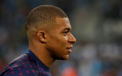 DP体育独家-于帕梅卡诺和德里赫特谁更强