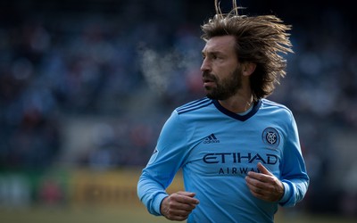 DP体育精华-伊布为瑞典队青年队授课