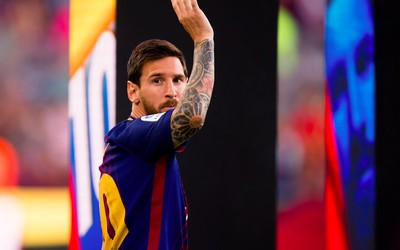 DP体育焦点-克瓦拉茨赫利亚进球后指天悼念恩师